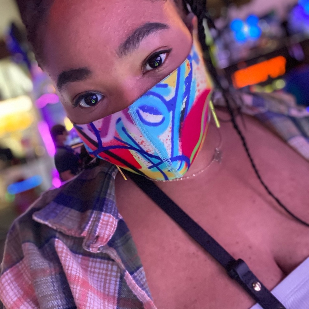 Meet your Posher, Jenn